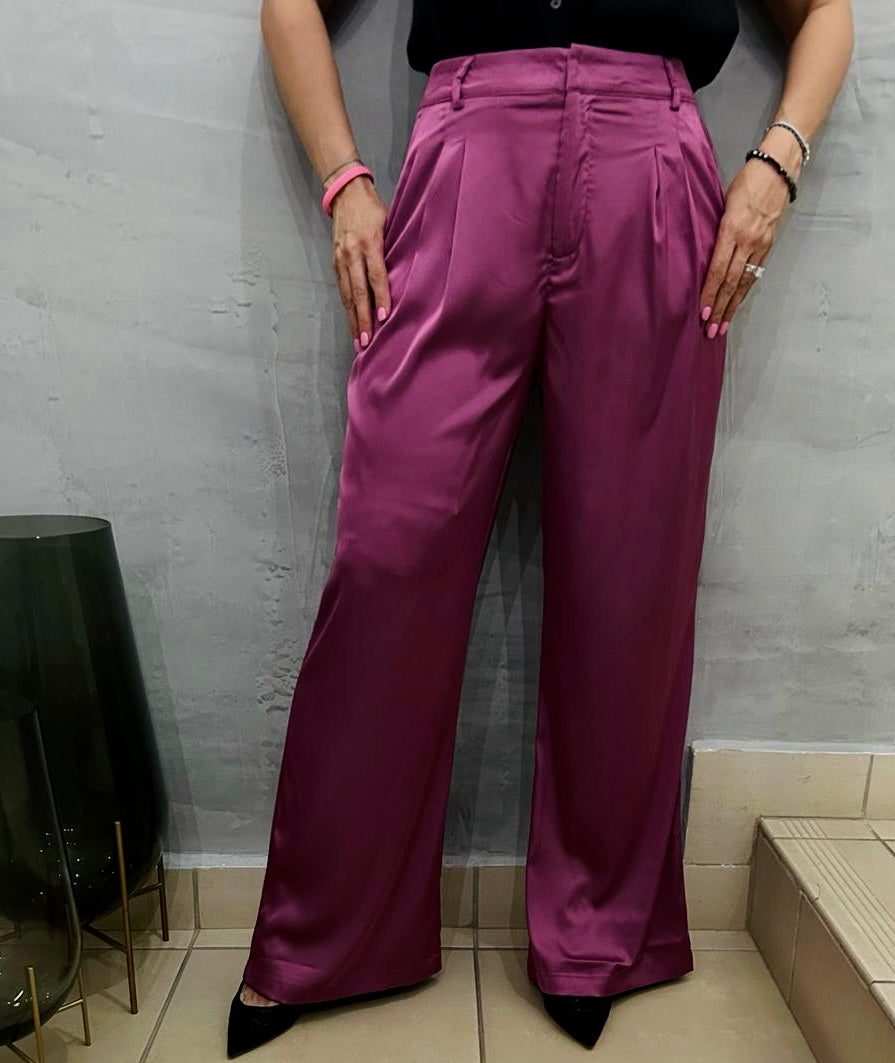 Sienna’s Silky Pants