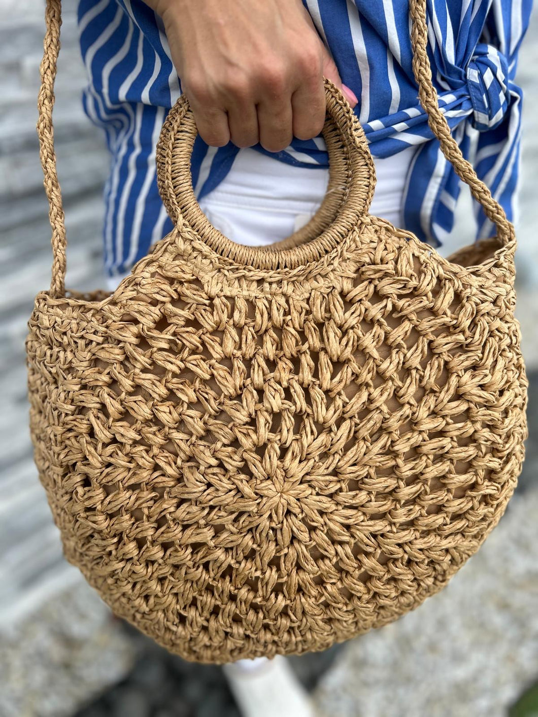 The Round Handbag