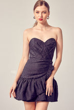 Load image into Gallery viewer, The Sleeveless Black Dress
